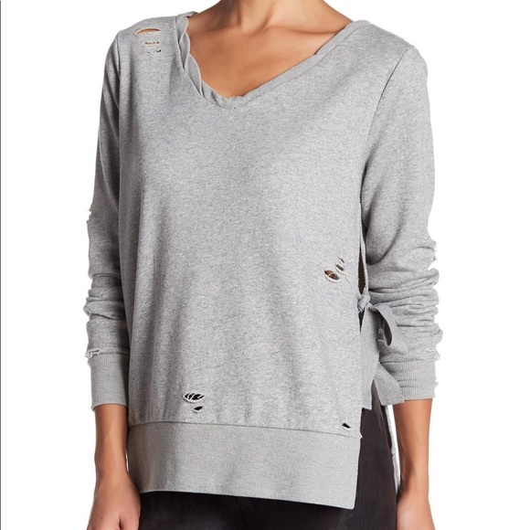 Romeo and Juliet Couture Side Tie Sweatshirt-BNWT! - Picture 1 of 2